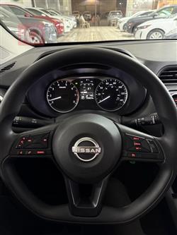 نيسان فيرسا